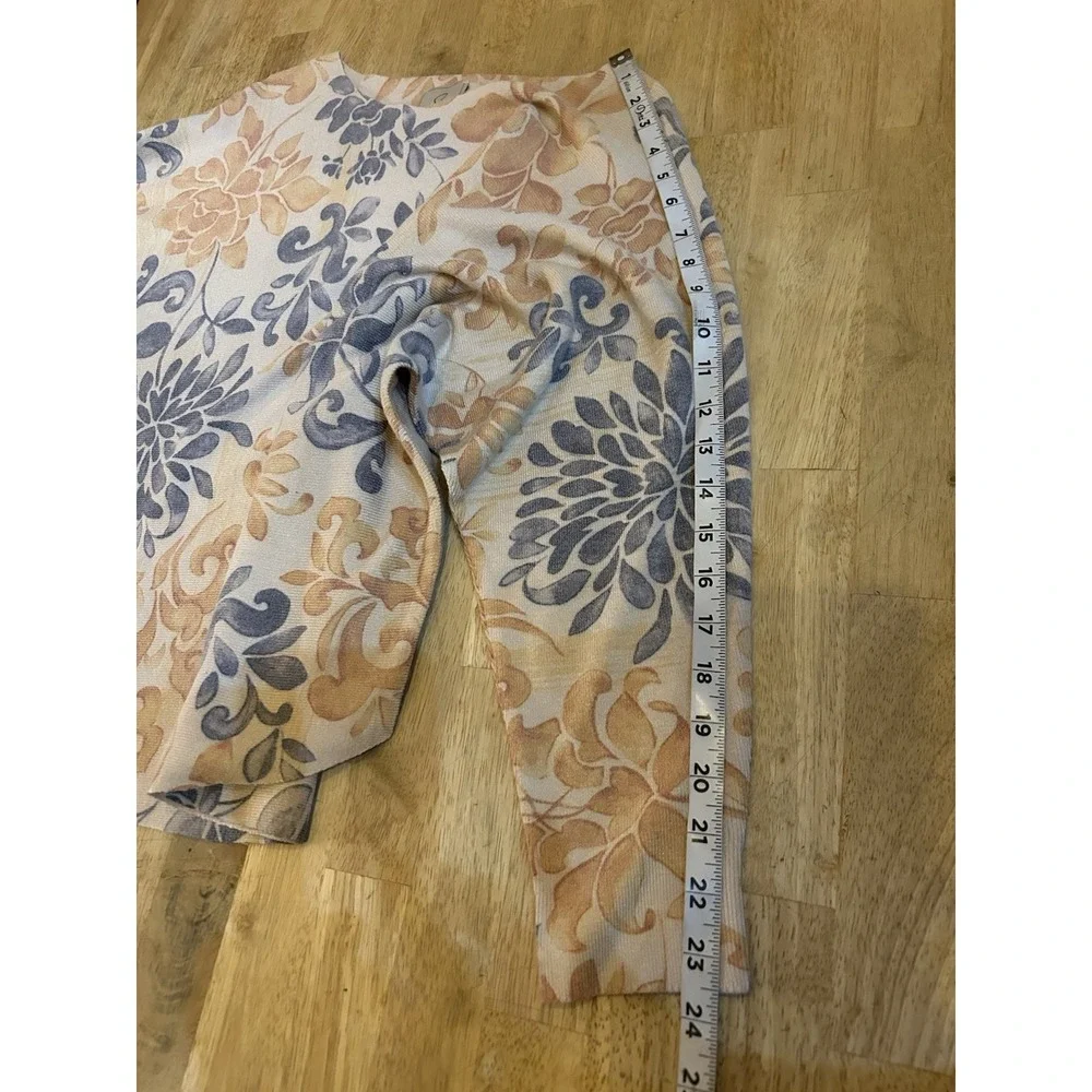 Sioni Sweater Womans XL Floral Print Tunic Light Tan Blue Gold - Picture 9 of 9